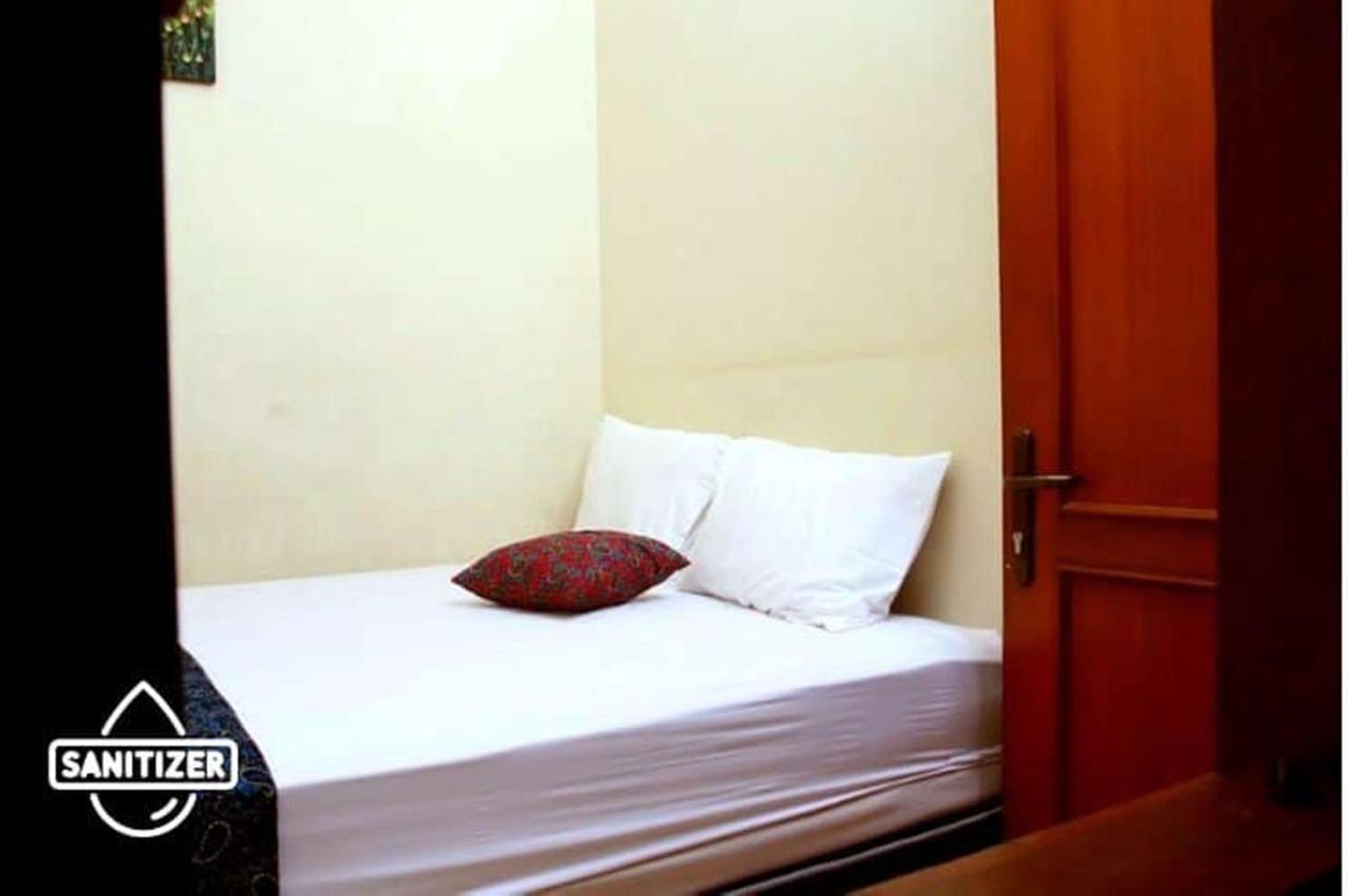 Unique Guesthouse Μπαντούνγκ Εξωτερικό φωτογραφία